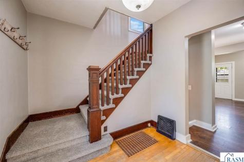 431 Nicollet Avenue North Mankato MN 56003