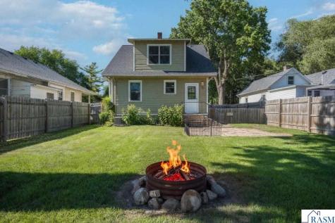 431 Nicollet Avenue North Mankato MN 56003