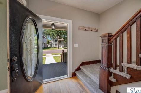 431 Nicollet Avenue North Mankato MN 56003