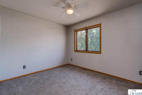 1002 Oak Terrace Drive North Mankato MN 56003