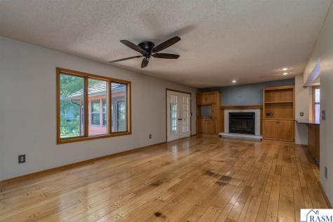 1002 Oak Terrace Drive North Mankato MN 56003