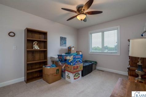 1007 Crystal Lake Drive Lake Crystal MN 56055