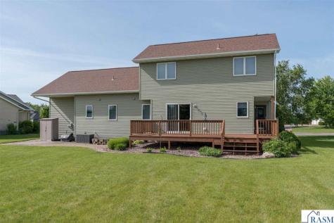 1007 Crystal Lake Drive Lake Crystal MN 56055