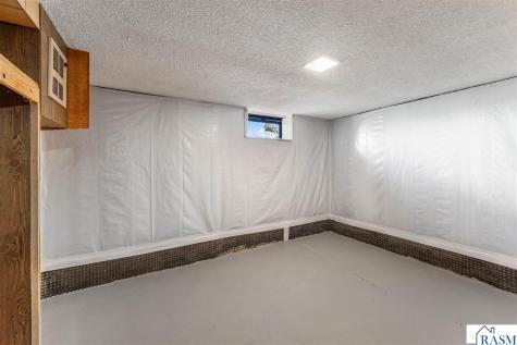 412 S Nicollet Street Blue Earth MN 56013