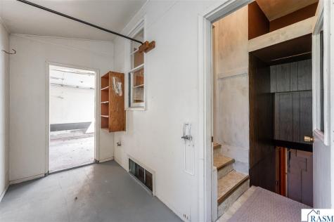 412 S Nicollet Street Blue Earth MN 56013