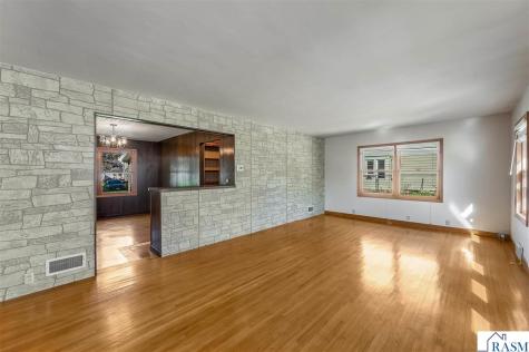 412 S Nicollet Street Blue Earth MN 56013