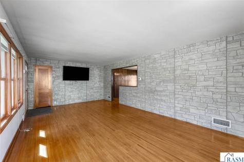 412 S Nicollet Street Blue Earth MN 56013