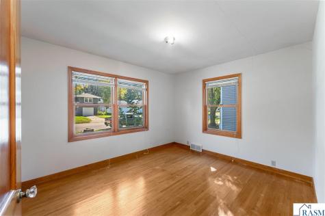 412 S Nicollet Street Blue Earth MN 56013