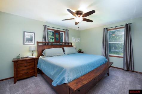 1704 Mission Lane St. Peter MN 56082