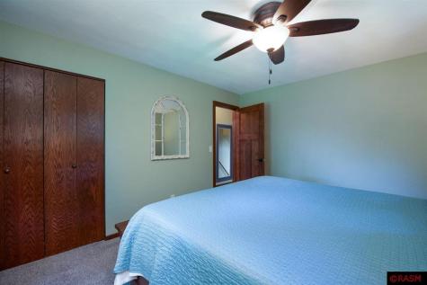 1704 Mission Lane St. Peter MN 56082