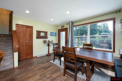 1704 Mission Lane St. Peter MN 56082