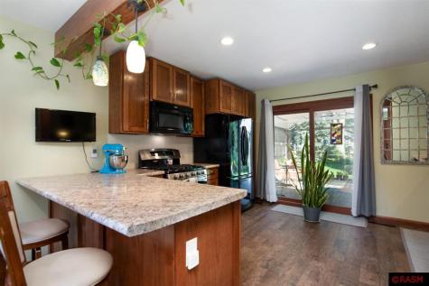 1704 Mission Lane St. Peter MN 56082