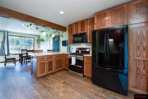 1704 Mission Lane St. Peter MN 56082