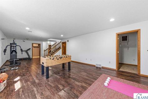 1010 N 5th Street St. James MN 56081