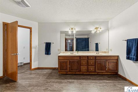 1010 N 5th Street St. James MN 56081