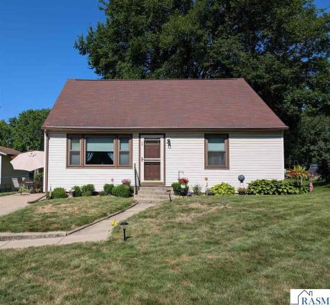 404 N Craig Street Janesville MN 56048