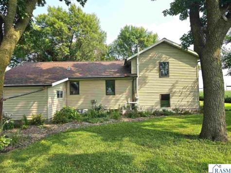 60247 State Highway 19 Winthrop MN 55396