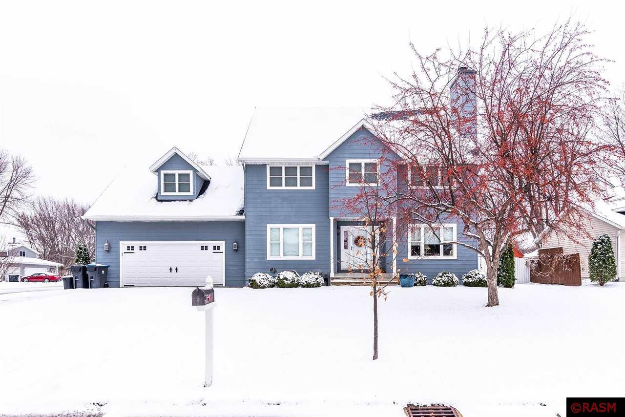101 Manchester Court Mankato MN 56001