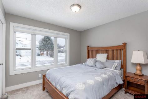 101 Manchester Court Mankato MN 56001