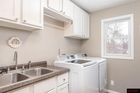 101 Manchester Court Mankato MN 56001