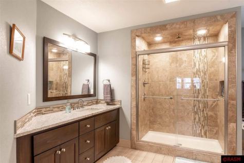 101 Manchester Court Mankato MN 56001