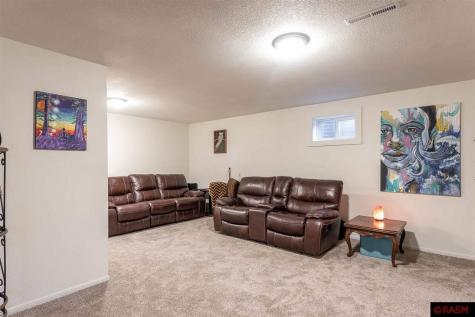 101 Manchester Court Mankato MN 56001