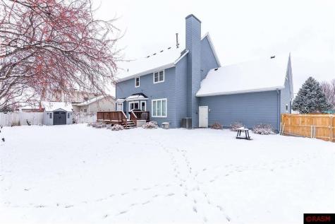 101 Manchester Court Mankato MN 56001