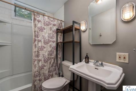 303 Hubbell Avenue Mankato MN 56001