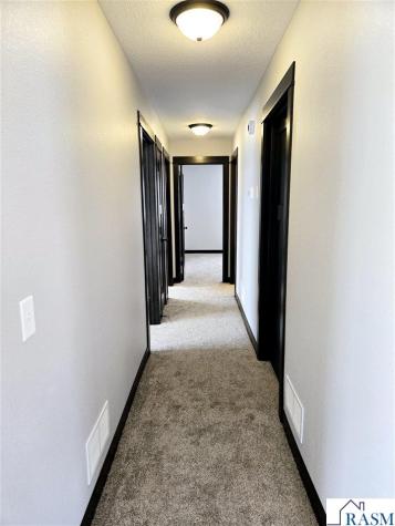 17 Kodiak Court North Mankato MN 56003-5200