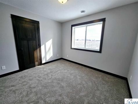 17 Kodiak Court North Mankato MN 56003-5200