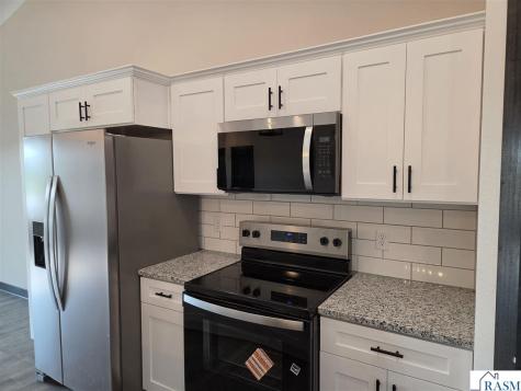 17 Kodiak Court North Mankato MN 56003-5200
