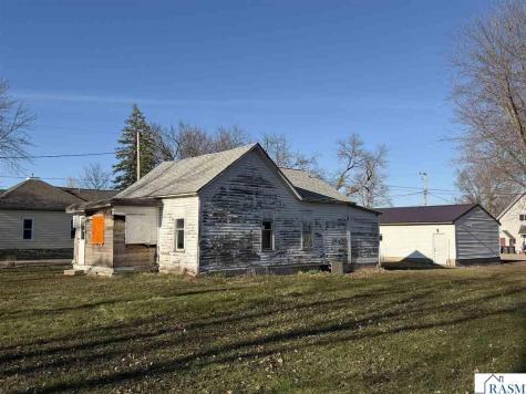 125 N 2nd Street Eagle Lake MN 56024