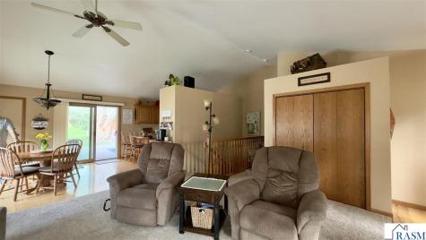 904 3rd Court Cleveland MN 56017