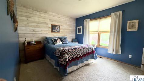 904 3rd Court Cleveland MN 56017