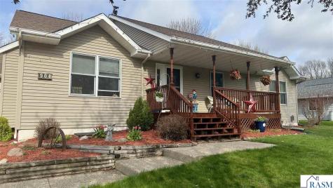 904 3rd Court Cleveland MN 56017