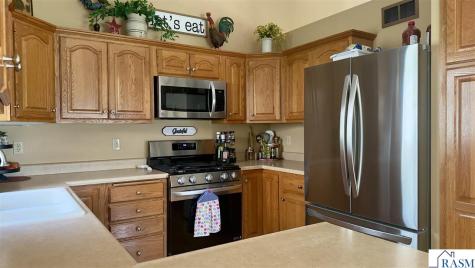 904 3rd Court Cleveland MN 56017