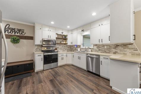 305 SE 9th Avenue Waseca MN 56093
