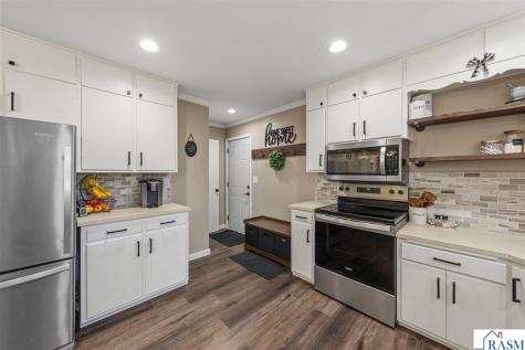 305 SE 9th Avenue Waseca MN 56093