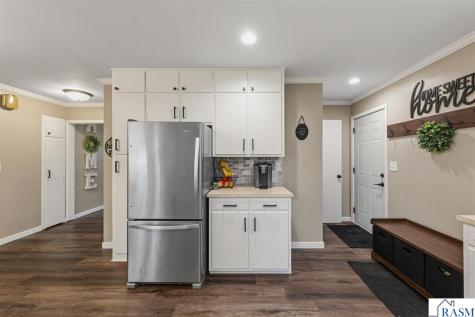 305 SE 9th Avenue Waseca MN 56093
