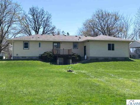 305 SE 9th Avenue Waseca MN 56093