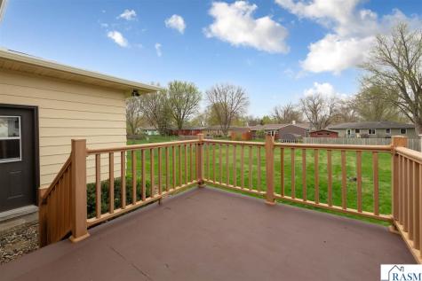 305 SE 9th Avenue Waseca MN 56093