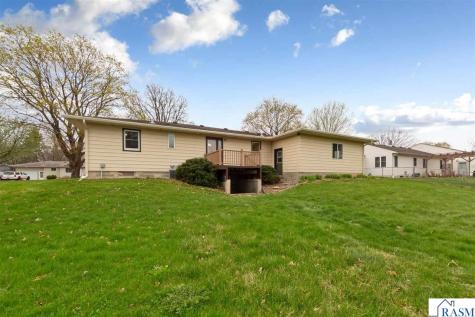 305 SE 9th Avenue Waseca MN 56093