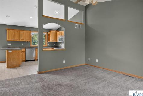 206 Hunters Court Eagle Lake MN 56024