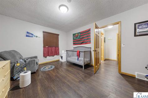 125 Bittersweet Lane Mankato MN 56001