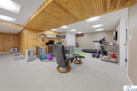 125 Bittersweet Lane Mankato MN 56001