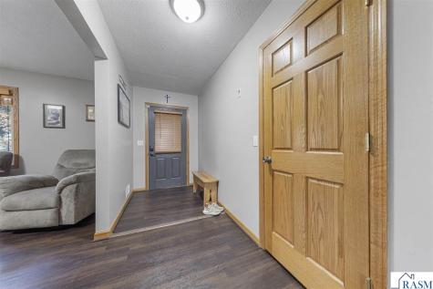 125 Bittersweet Lane Mankato MN 56001