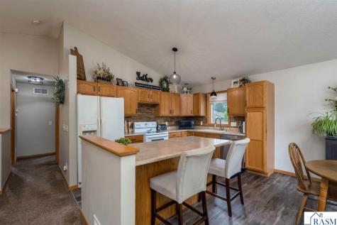 11 Fox Trail North Mankato MN 56003