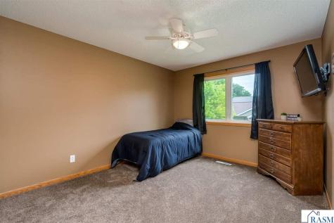 11 Fox Trail North Mankato MN 56003