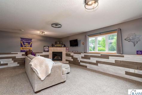 11 Fox Trail North Mankato MN 56003