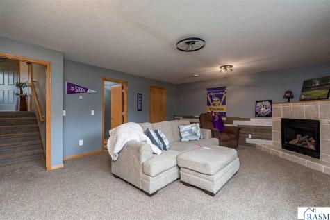11 Fox Trail North Mankato MN 56003